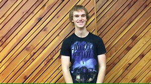 It’s New Zealand Sign Language Week, so what better time to learn? NZSL201 student Ben shows us how to sign, “Hi, I’m a student at Victoria University”. To pick up more phrases like this one, Victoria’s Deaf Studies Research Unit has a useful dictionary http://bit.ly/1OkQeiS | Te Herenga Waka—Victoria University of Wellington