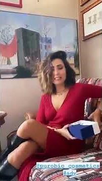 Caterina Balivo - Scosciata su Instagram (20.12.2020)