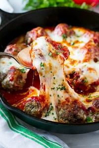 Cheesy Meatball Bake