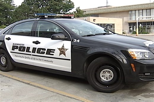 Man shot in Bloomington, police investigating