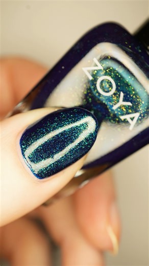 #zoyanailpolish #nailpolish #beauty #giftideas #giftset #mani #holidaynails #nailinspo