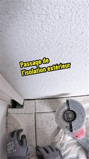 Installation de Climatisation : Passage de Tubes et Câbles