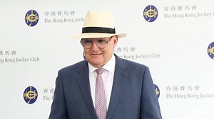 2.9K views · 29 reactions | 大衛希斯：「冠寶駒」今仗是退役前最後一戰，能夠贏馬確實有驚喜，而事實上能夠在退役前最後一場能取勝的馬亦不多，馬兒本身具高班質素，落五班上陣當然有利，而重戴眼罩亦有幫助。 冠寶駒 大衛希斯 磊艾道拿 ️公平團體 #冠寶駒 #大衛希斯 #艾道拿 #公平團體 | 超班馬簿 HK Racing Post | Facebook