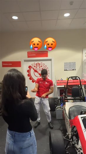 Formula Usal on Instagram: "Hemos encontrado al encargado de Mechanical😎 . . . Este proyecto no sería posible sin nuestros patrocinadores, muchas gracias por confiar en nosotros. . . . @usal @grupotecozam @andresneumaticos @ayuntamientodezamora @dipuzamora @ingenierosza @solidworks @bender_iberia_latam @vectorgrp @fsprogreso @ies.ulaboral_zamora @menesianis_zamora . -Cogitsa -Multirecambios -MolendumIngredients -Inolian -ZamoraImporta -NúñezTecnoalimentaria -TemasCreativos -JVRadiadores 