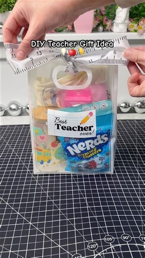 DIY Teacher Gift Idea for the End Of School Year! 🍎🎓