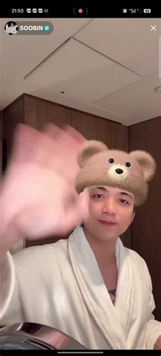 Eyes, Nose, Lips: A Deep Dive into SOOBIN's Artistry