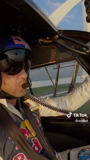 🚨 WORLD FIRST ALERT 🚨 @Lukasz.czepiela lands a plane on the iconic 56-story Burj Al Arab 🤯👏 #redbull #givesyouwiiings #bullseye #plane #worldfirst