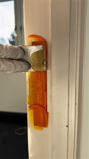 Kevin tingley on Instagram: "HOW TO FILL A MASSIVE HOLE 🕳️ First things first, prime it with dry fix and leave for a minimum of 20 minutes maximum 24 hours Then using the DRY FKEX 1 ( 1 hour resin ) pack it in and smooth out! We will skim over with super finish sand smooth level and prime and paint 💪🏽 #paintwarrior #decoration #insta #instareels #viral"