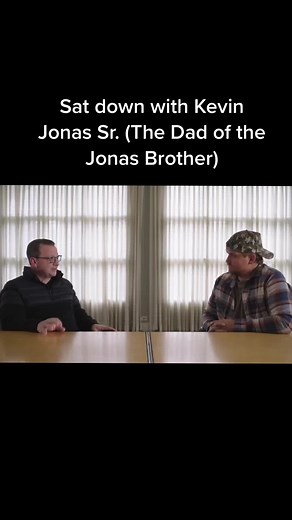Exclusive Interview with Kevin Jonas Sr. | Family, Music, & More!