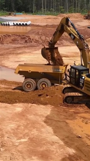 Our huge fleet is ready to take on any earthwork and grading work that comes our way. 💪 William A. Hazel, Inc.’s grade control technology is unrivaled in Northern Virginia, and you can be sure the job will be done right the first time, and on schedule. Learn more about everything we do here at WAH by visiting our website. https://www.wahazel.com/services/ | William A. Hazel, Inc