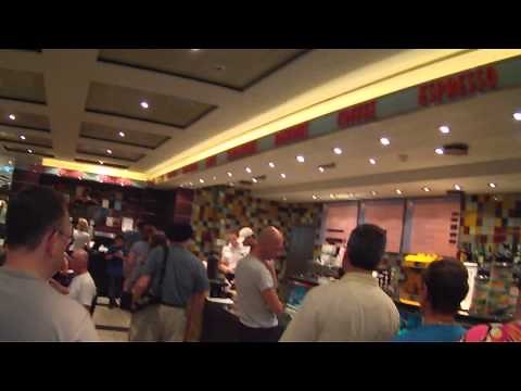 Oasis of the Seas Promenade Cafe