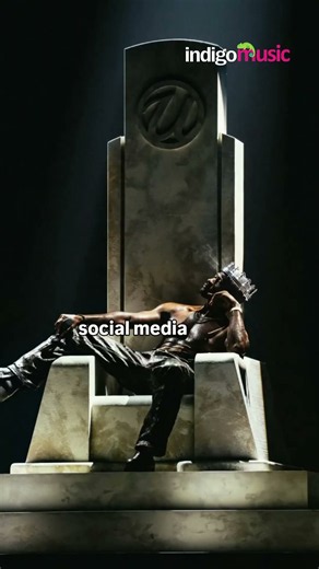Usher Pulled Out a Diamond Crown Mid-Concert… Fans Can't Stop Talking #shorts