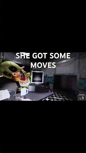 WITHERED CHICA GOT SOME MOVES! #fnaf #roblox #fnaf2