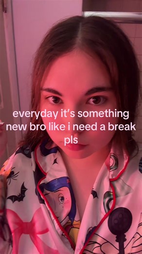 Understanding the Daily Challenges of a Girl Blogger