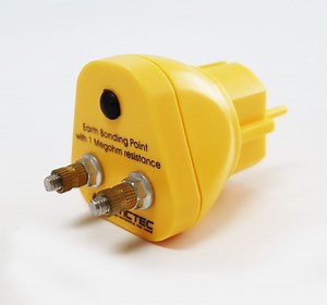 [Hot Item] Anti Static ESD Grounding Bonding Plug 2 X M5 Post -EU Type Plug