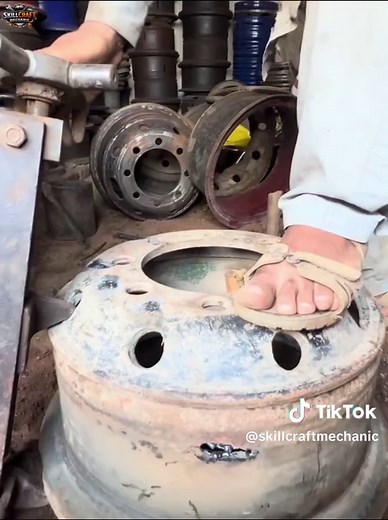You’ve Never Seen a Truck Rim Broken Like This Before! | Complete Rim Repair & Restoration #HeavyEquipment #Workshop #Manufacturing #MechanicalEngineering #restoration