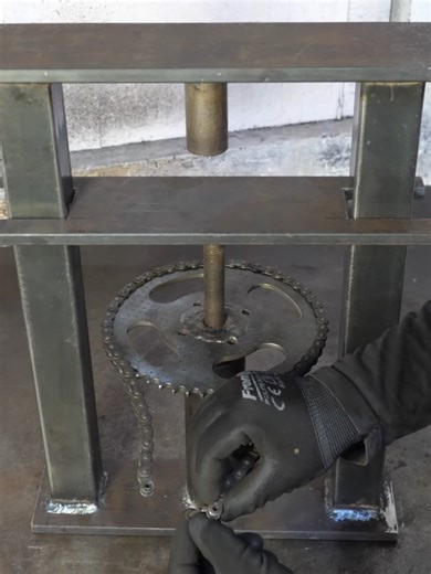 How to Build a Mini 5 Ton Screw Press Machine