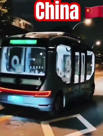 This Bus has NO Driver! 😱 (Shenzhen, China) 🇨🇳