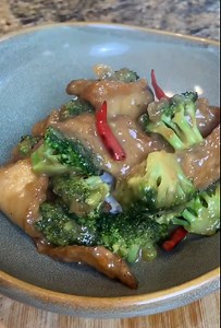The vegan beef and broccoli that tastes surprisingly real
