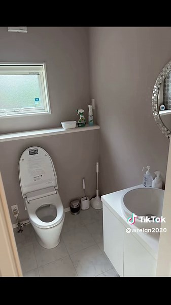 This private pool in #千葉 is beautiful all the equipment is complete, karaoke, kitchen, sauna, jacuzzi, you can also grill, there are many rooms, there are also have cooking equipment, washing machine, & dryer and they are also complete with amenities. You only need to bring clothes and food. Everyone will enjoy it, whether old or kids. 📍千葉県いすみ市岬町和泉334-3 夏休み japan #pool #千葉 #summervacations #fyp