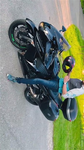 Kawasaki Japan🇯🇵 Ninja🥷 ZZR1400 🔥⚙️💪🏻🔝🏍️