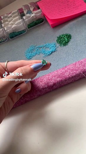 Beading Timelapse: Tropical Leaf Triangle Art