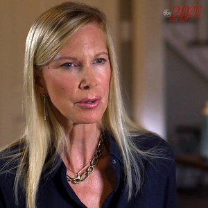 20/20 documents Beth Holloway's trip back to Aruba, nearly 15 years after her daughter Natalee disappeared: “My daughter is there. That’s the last place that I know that she has been.” Watch the #ABC2020 2-hour event - Friday at 9/8c on ABC. https://abcn.ws/2QDY2Y0 | ABC 20/20