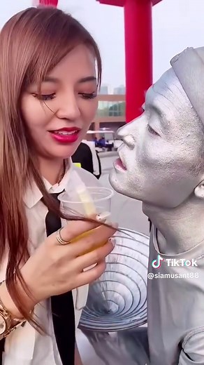 Haha #fun #funny #pranks #snake #scareprank #fail #failarmy #foryou #fyp #trending #funnyvideo #funnyvideos #haha #drole #bebedrole #babyfunny #bebedroles #bebemignon #videofunny #videodrole #Tiktokdrôle #vidéosdrôles #MomentDrôle #FunnyTikTokvideos #bébé #bebe