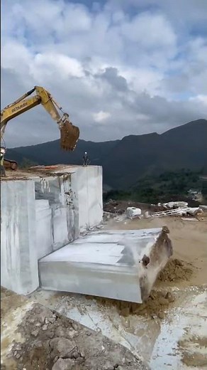 Square limestone mining process