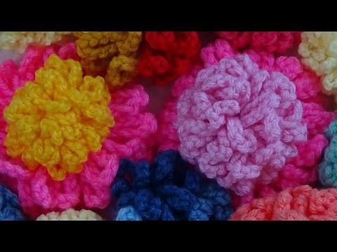 How to Crochet a Fundamental Pompom