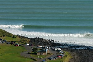 Raglan: the Kiwi left-hand point break heaven