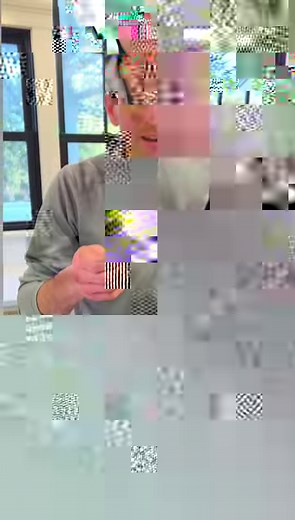 I make this salad dressing weekly, so at this point it’s a staple for me. Here’s the recipe: 1 clove minced garlic, 1 tbsp chopped shallot, 1 tbsp Dijon mustard, 1/2 tsp salt, 1/2 tsp pepper, 2 tbsp vinegar, and 1/3 cup olive oil. Pair this dressing with lettuce and your favorite toppings! | Wyse Guide