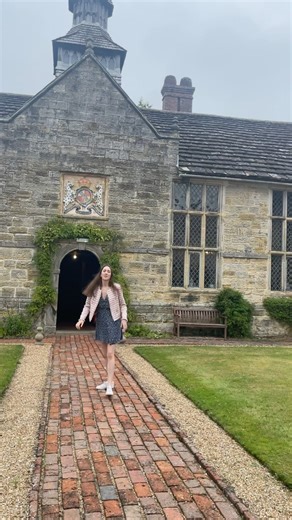 155K views · 1.4K reactions | The delights of East Grinstead! @sackvillecollege . . . #eastgrinstead #sackvillecollege #history #britishhistory | Alice Loxton | Facebook