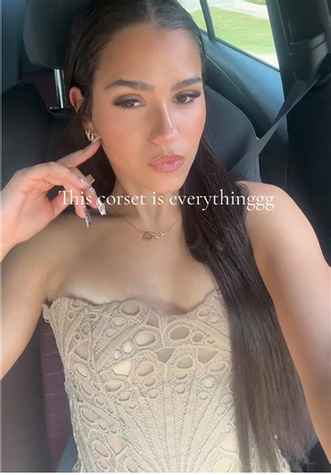 Stylish Corset Top for Outfit Inspiration