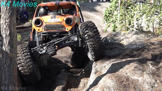 4x4 rock crawler off road vehicles in action in vehicle trial @ Raisio 2019