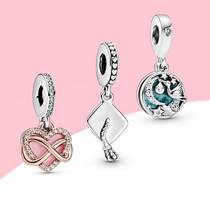 41K views · 334 reactions | Find the perfect gift for every special occasion  Use Pandora's gift guide here: go.pandora.net/2UYSzMS | Pandora | Facebook