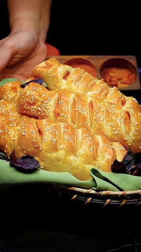 3K views · 97 reactions | ‏‎ #nailsofinstagram #nailart #asmr #mukbang #eating #eatingshow #seattle #seafood #reelsviral #reelsvideo‎‏ | Aman | Facebook