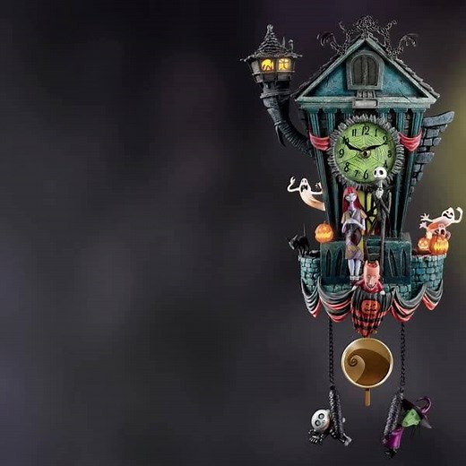 Bring Halloween Town to life with lights, music and motion in this tribute. Click this link to shop: http://bit.ly/2L4AJ4E | The Bradford Exchange