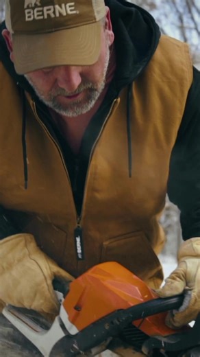 Durable workwear that works as hard as you do. 💼 Affordable prices for the quality you deserve. Trusted by professionals since 1915. Gear up now and take on your toughest tasks with confidence! ⬇️ | Berne Apparel