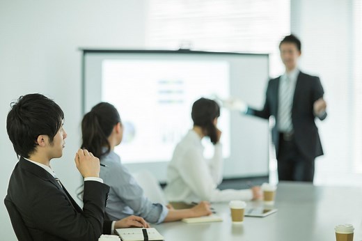 話し方のコツ！ビジネスに使えるおすすめ会話術10 [話し方・伝え方] All About