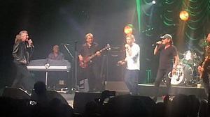 AC/DC's BRIAN JOHNSON, LED ZEPPELIN's ROBERT PLANT Join PAUL RODGERS On Stage In Oxford, England (Video)