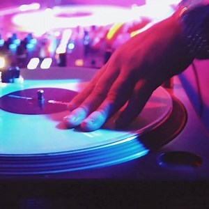 The best cure for FOMO is showing up! The party is @SHOTSmiami tonight! NO COVER / 21 Strictly ⚡🥃⚡ #Miami #SHOTSBAR #SHOTSmiami #Ultra #MMW #Wynwood #MiamiNightClub | SHOTS Miami