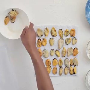 32K views · 214 reactions | One bite of these gorgeous Greek Fried #Mussels and you’ll want to make every day a Fry-day! Get the #recipe now at https://goo.gl/z9awpY #GetYourGreekOn #Opa #CheckOurMussels #theBOM | Blue Ocean Mussels | Facebook