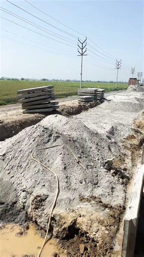 Re panel erection work from bottom #civilengineering # #shadow #construction #rob