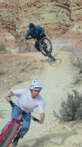 Fun needn’t be complicated with a dialled 150mm front and 140mm rear travel, trail perfect geometry and the option of full 29er or Mullet setup. | Canyon