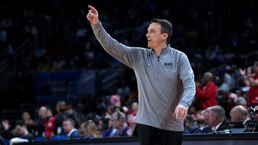 UNF's Bobby Kennen shares bond in coaching with SIUE's Brian Barone
