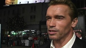 エンド・オブ・デイズ レッドカーペット・インタビュー映像 アーノルド・シュワルツェネッガー編