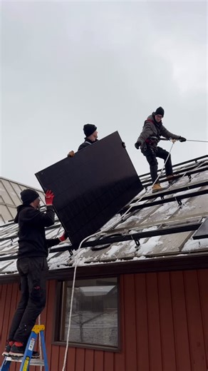 Browning Electric on Instagram: "Squeezing in one last solar panel install on this Salmon Arm home before winter really settles in ❄️⚡️ We specialize in renewable energy solutions for residential properties and off-grid living. Our focus is helping homeowners reduce their carbon footprint, cut long-term energy costs and take real steps toward energy independence. 🔋🏡 This home paired their solar system with battery storage and that’s where the real benefits show up. When batteries are integrate