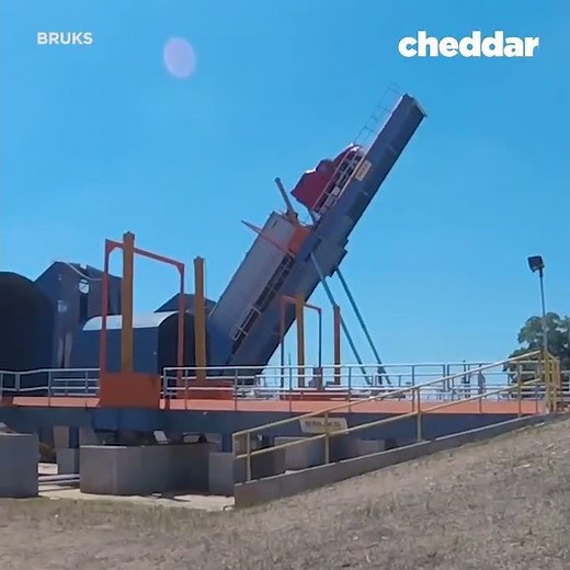 Truck downloading express