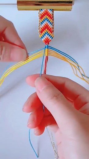 4.6K views · 107 reactions | Especially nice fishtail bracelet!hurry up and learn!#crochet #handmade #foryou #handmadecraft #foryoupage #weave #fyp #fypシ゚viral #fypviral #fypシ #fypシツ #fbreels #fbreelsvideo #reels #reelsfb #reelsviral #reelsvideo #viralreels #virals #usa #usareels #reelsusa | Pass21924 | Facebook